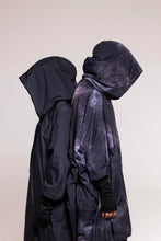 Lade das Bild in den Galerie-Viewer, Sanctamuerte Mantel
