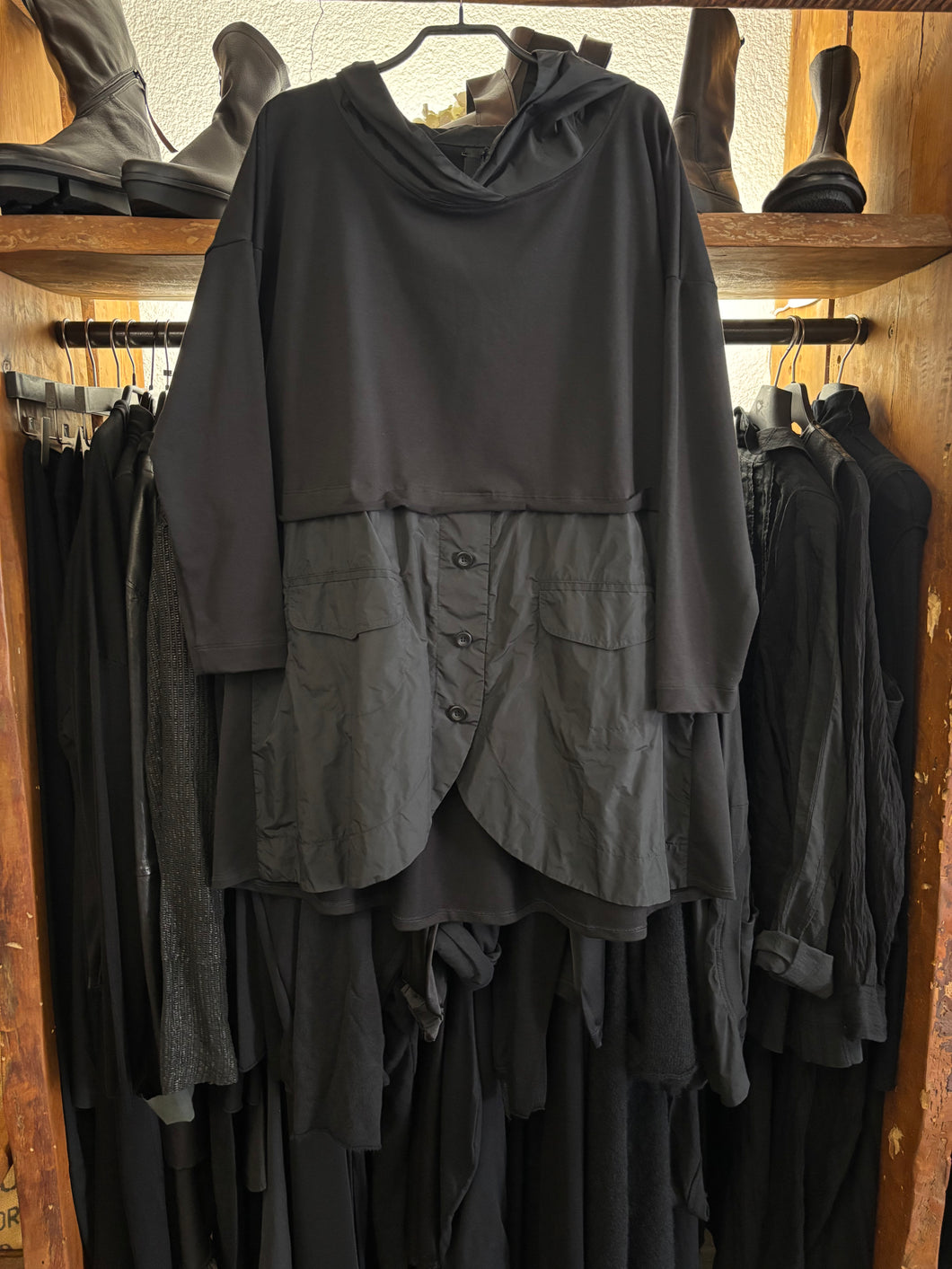 Elli Sweatpulli mit Taftkapuze