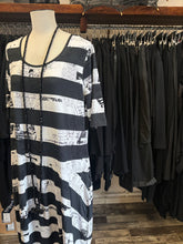 Lade das Bild in den Galerie-Viewer, Elli Ballonkleid

