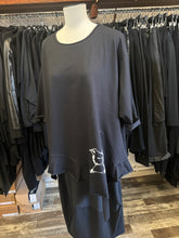 Lade das Bild in den Galerie-Viewer, Elli Shirt verrückter Vogel
