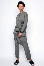 Lade das Bild in den Galerie-Viewer, Black by K&amp;M Jäckchen Your touch is King
