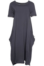 Lade das Bild in den Galerie-Viewer, Black by K&amp;M Kleid there is something in your Eyes
