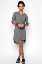 Lade das Bild in den Galerie-Viewer, Black by K&amp;M Kleid come and dance with me every Night
