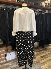 Lade das Bild in den Galerie-Viewer, PLÜ SNUGGLE SHIRT
