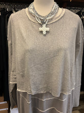 Lade das Bild in den Galerie-Viewer, PLÜ Snuggle Shirt Mesh

