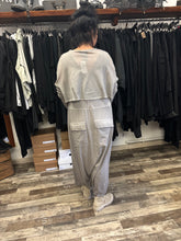 Lade das Bild in den Galerie-Viewer, PLÜ  MY Jumpsuit
