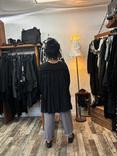 Lade das Bild in den Galerie-Viewer, PLÜ Curtain Up Light
