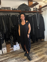 Lade das Bild in den Galerie-Viewer, La haine Bamboo Kleid
