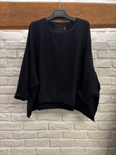 Lade das Bild in den Galerie-Viewer, Privatsachen Shirt Handcare
