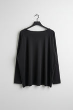 Lade das Bild in den Galerie-Viewer, Rundholz Black Label Oversize Shirt Print
