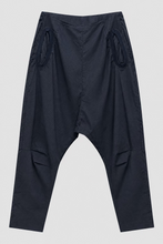 Lade das Bild in den Galerie-Viewer, Rundholz Black Label Stretchhose Print
