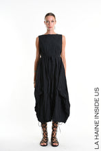 Lade das Bild in den Galerie-Viewer, La haine inside Us Kleid
