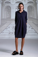 Lade das Bild in den Galerie-Viewer, Zeitlos Kleid

