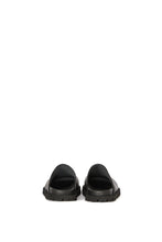 Lade das Bild in den Galerie-Viewer, Lofina Clogs
