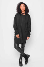 Lade das Bild in den Galerie-Viewer, Black by K&amp;M LongSweat
