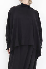 Lade das Bild in den Galerie-Viewer, Sort Aarhus Oversize Shirt
