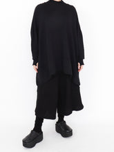Lade das Bild in den Galerie-Viewer, Sort Aarhus Oversize Sweatshirt
