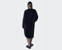 Lade das Bild in den Galerie-Viewer, Rundholz Waschbär Kleid
