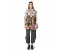 Lade das Bild in den Galerie-Viewer, Rundholz Black Label Jacke Print
