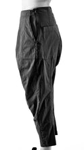 Lade das Bild in den Galerie-Viewer, Rundholz Black Label Hose
