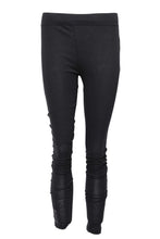 Lade das Bild in den Galerie-Viewer, Black by K&amp;M Pant Liable
