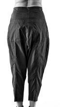 Lade das Bild in den Galerie-Viewer, Rundholz Black Label Hose
